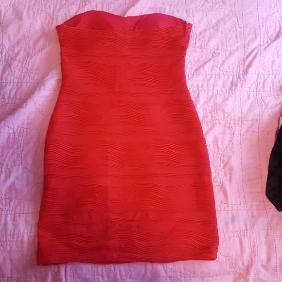 Dress - Picture 2 of 3